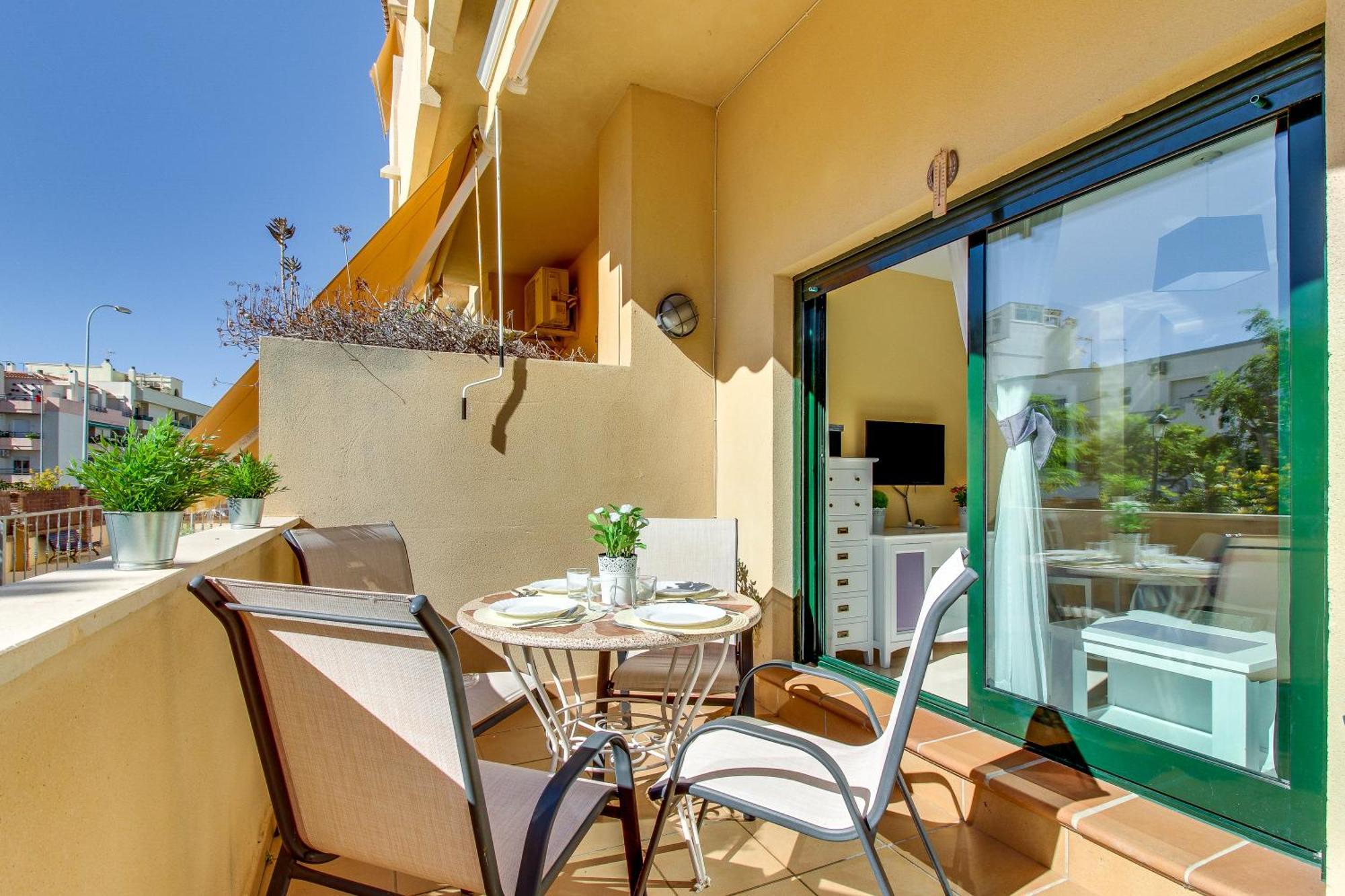 נרחה Apartamento Cala Bajo מראה חיצוני תמונה