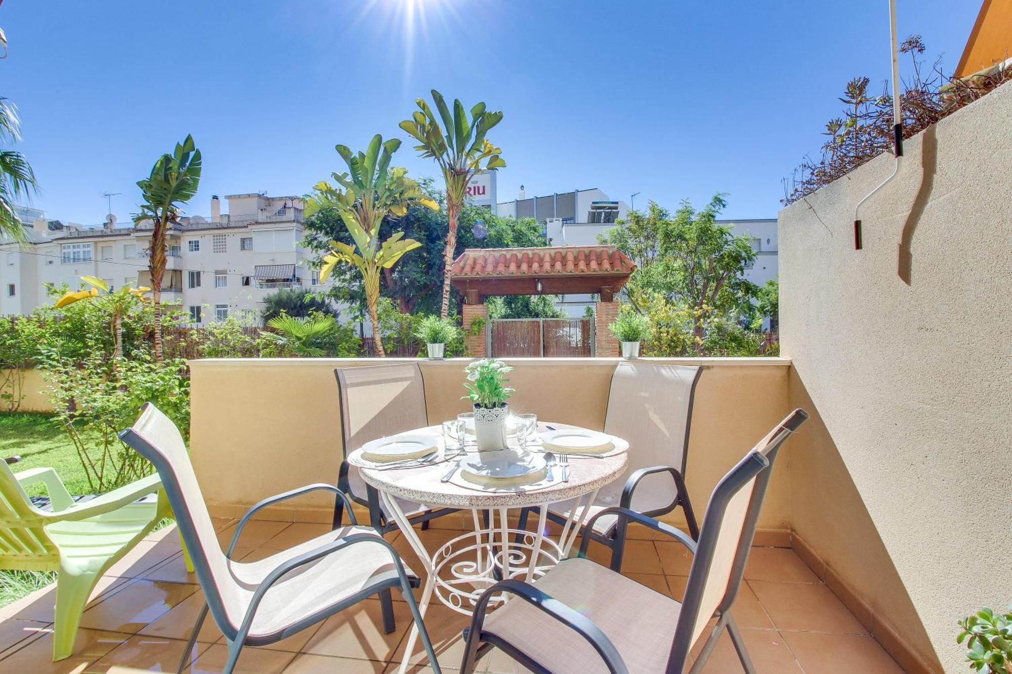 נרחה Apartamento Cala Bajo מראה חיצוני תמונה