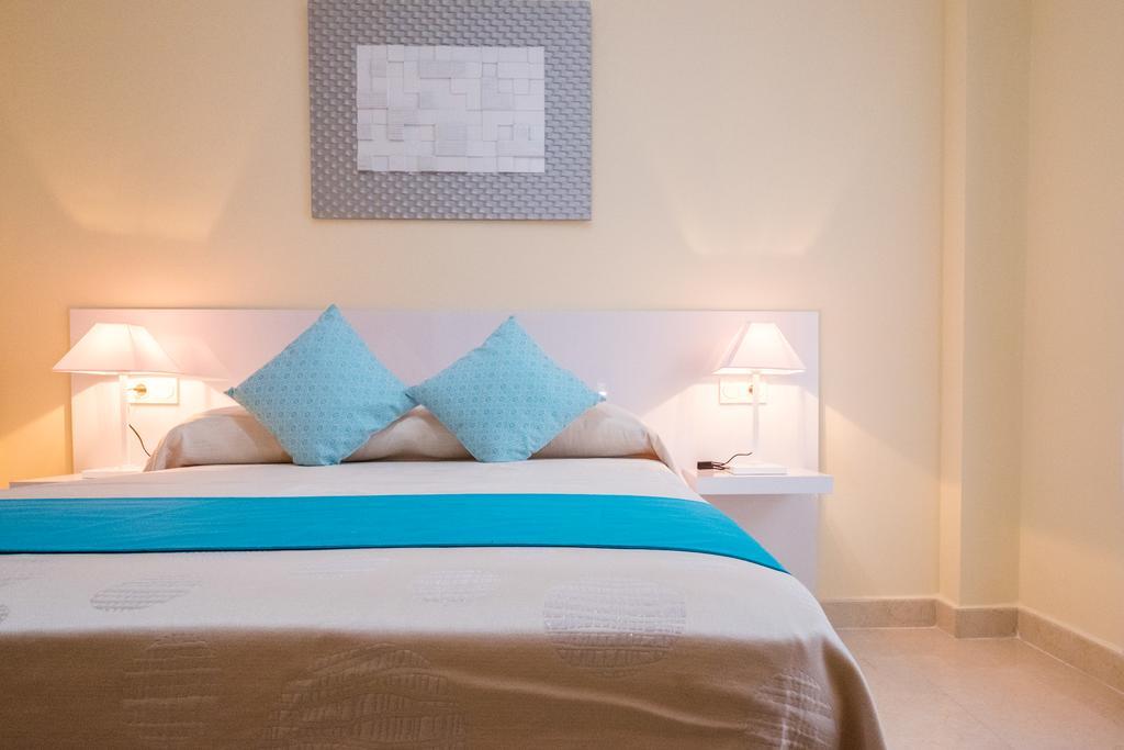 נרחה Apartamento Cala Bajo מראה חיצוני תמונה